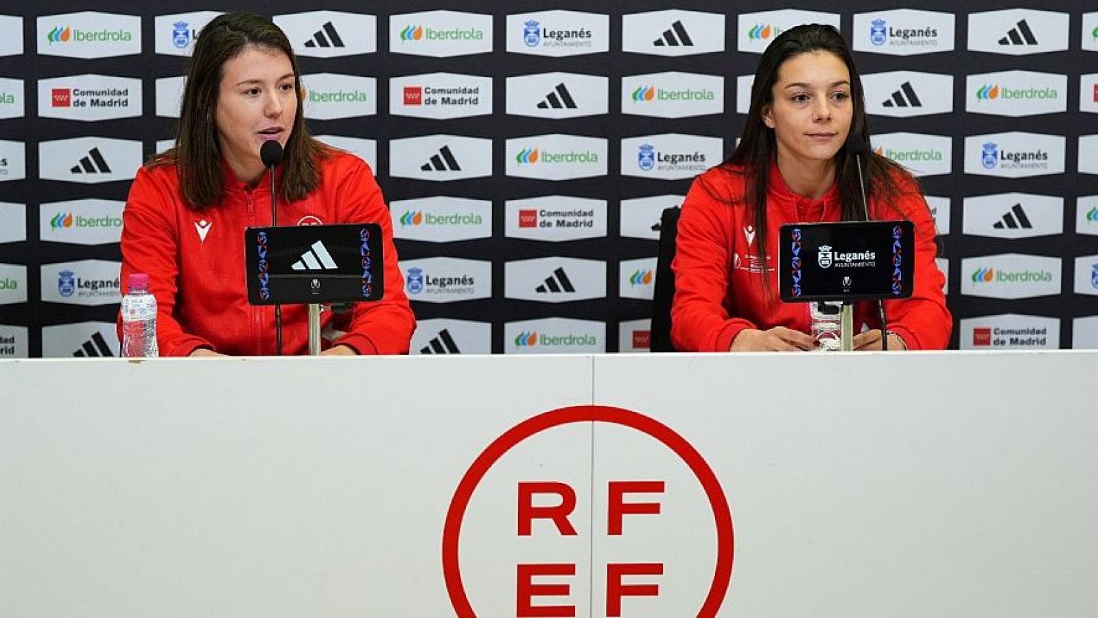 Las árbitras de la Supercopa valoran positivamente al VAR | Ver