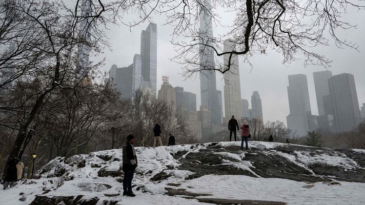 Un temporal de frío y nieve azota el noreste y centro de Estados Unidos