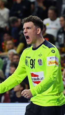 Europeo de Balonmano - El 'show' de paradas de Constantin Mostl para Austria