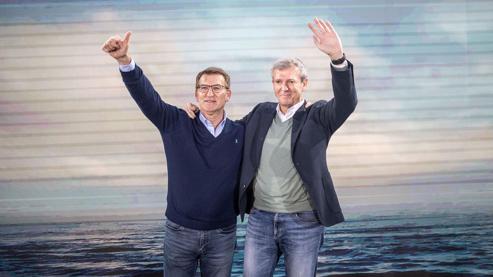 Feijóo asegura que con Sánchez "todo está en venta" | Ver