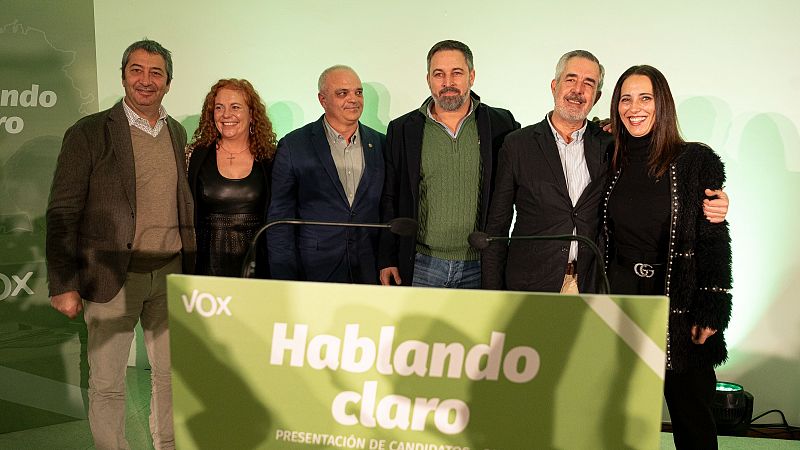Elecciones gallegas: Abascal presenta a los candidatos de Vox | Ver