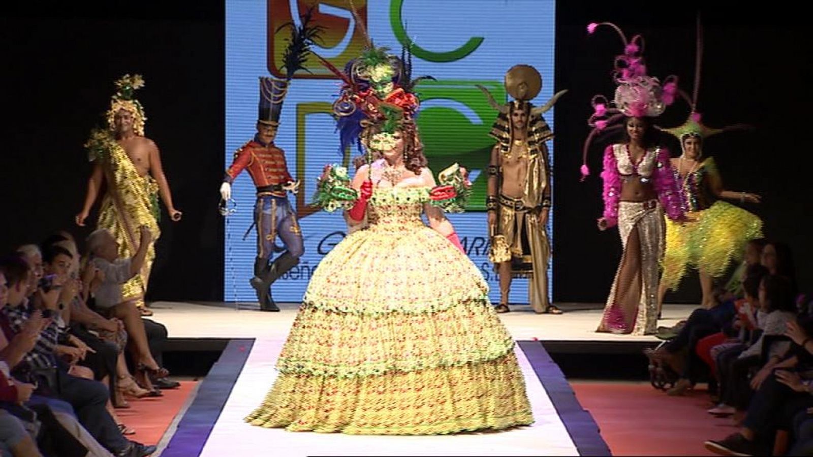 Carnaval Fashion Week - Canarias - Especiales TVE Canarias | Ver
