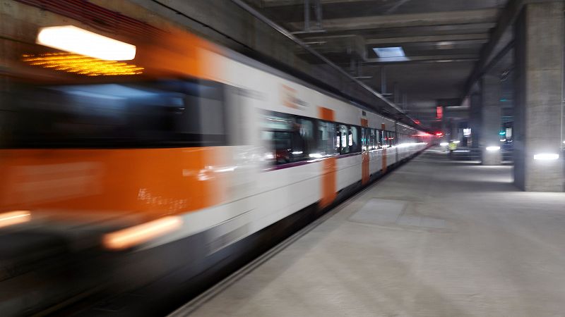 Retrasos en Cercanías de Barcelona por actos vandálicos | Ver