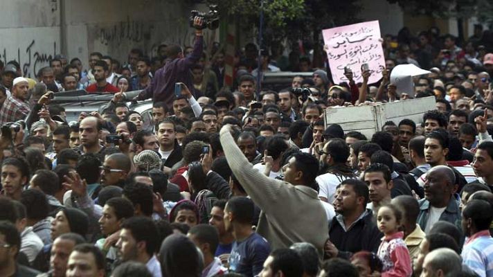 Telediario 1 - Continúan las protestas en Egipto