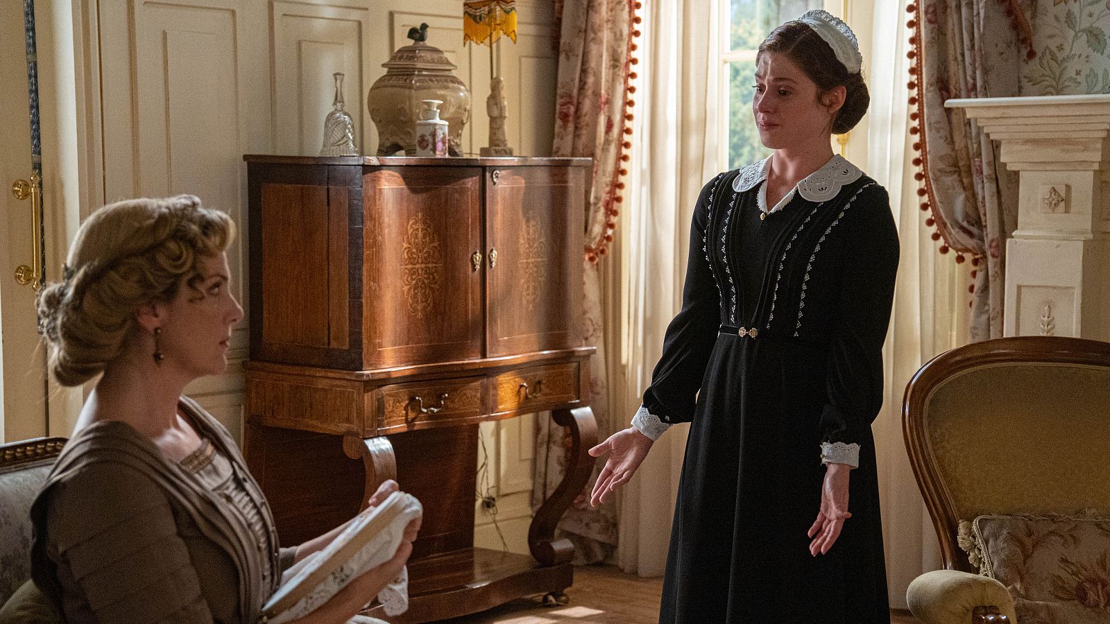 La Promesa: Cruz despide a María Fernández | Ver