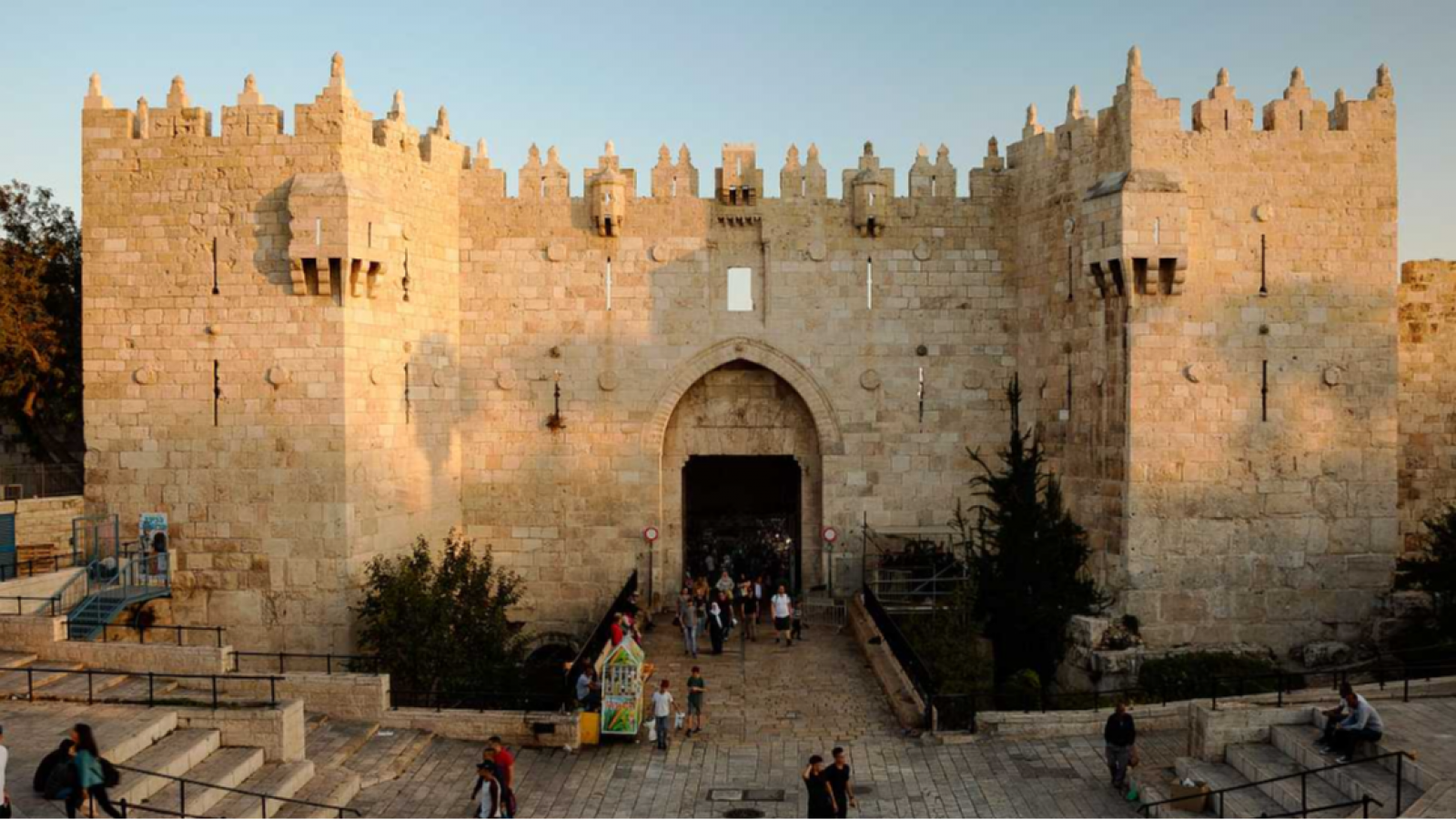 Telediario Especial desde la Puerta de Damasco, en Jerusalén