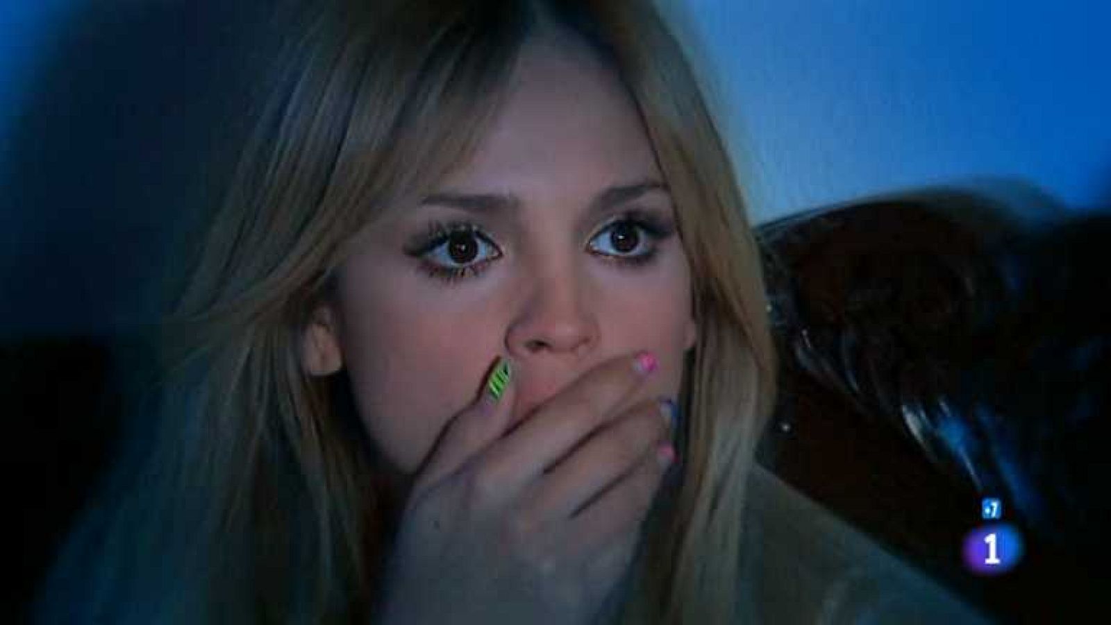 Amores verdaderos - Capítulo 37 - Nikki confiesa a Kendra que ha reflexionado sobre su futuro y que debe alejarse de Guzmán - ver ahora