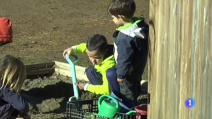 Los escolares vuelven a las aulas en Caneto, Huesca