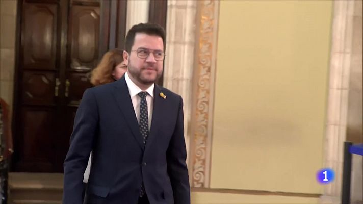 L'Informatiu - L'òposció titlla d'electoralistes els canvis al Govern
