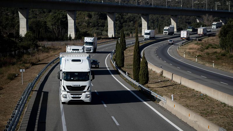 Francia: Los transportistas temen que las protestas se reaviven | Ver