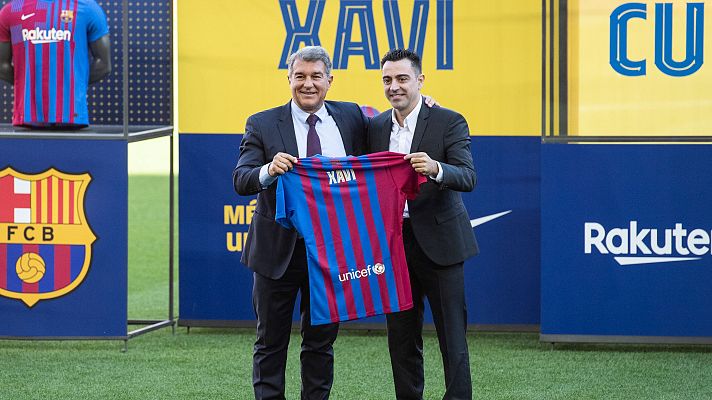 Telediario Fin de Semana - La era Xavi, con más sombras que luces