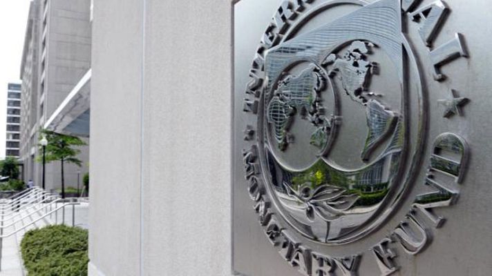 Telediario 1 - El FMI prevé que España saldrá de la recesión en 2014 con un crecimiento del 1%