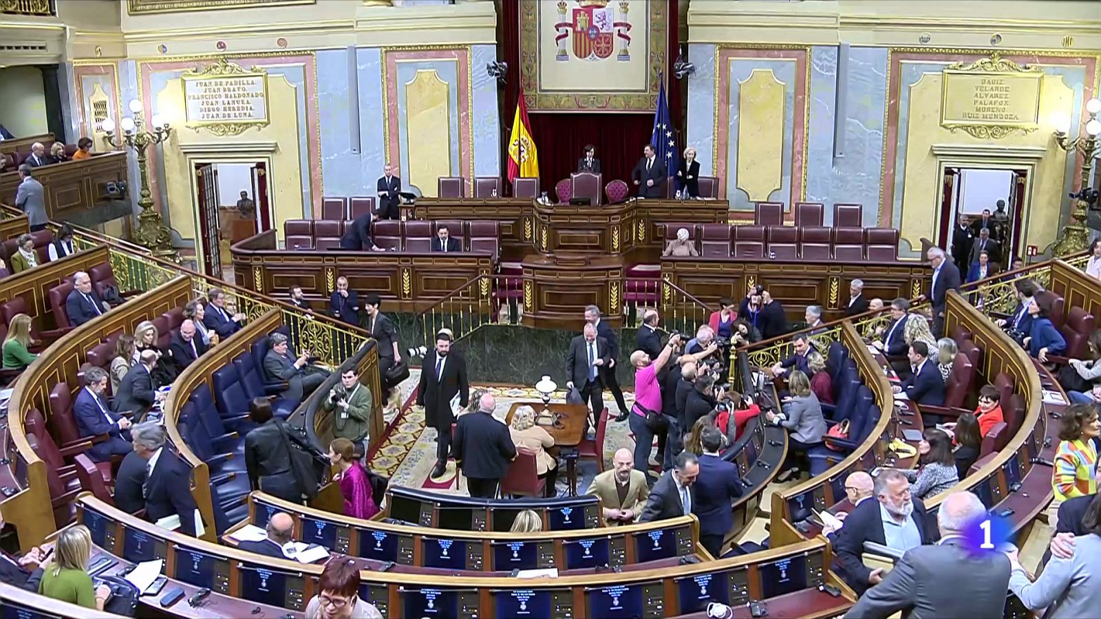 La amnistía se debate este miércoles con la incógnita de si habrá cambios - Telediario 1 | Ver