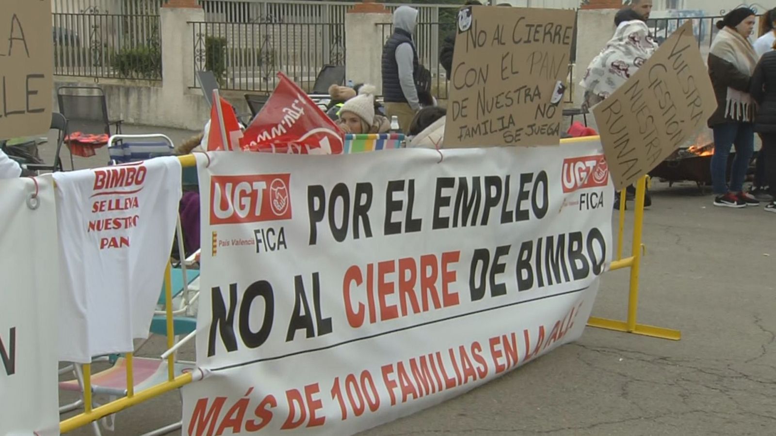 Primer dia de vaga en la planta de Bimbo del Verger