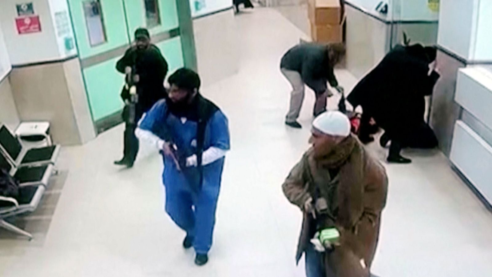 El día después del ataque israelí a un hospital de Yenín: "Tenemos miedo a la gente que nos rodea" | Ver