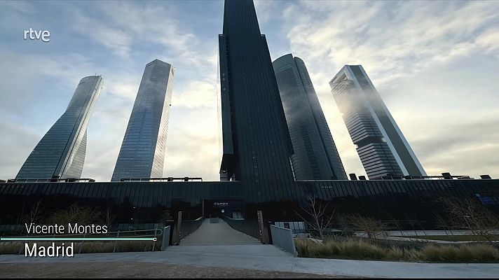 Intervalos de viento fuerte en el Estrecho, con rachas muy fuertes. Temperaturas elevadas.