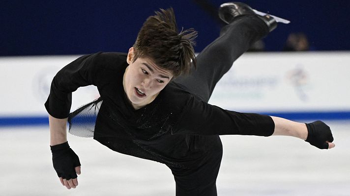 Patinaje sobre hielo - Torneo Cuatro Continentes. Programa corto masculino