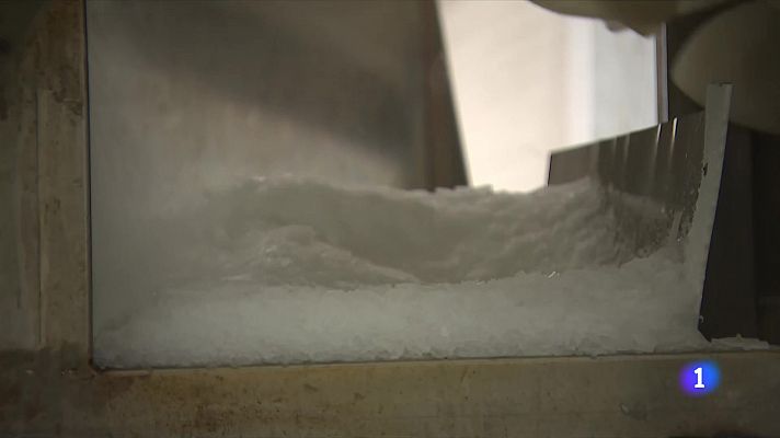 L'Informatiu - Com afecten les restriccions d'aigua a una fàbrica de producció de gel?