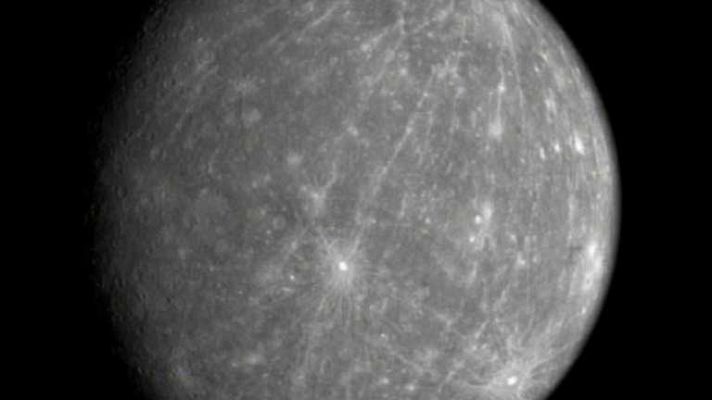 Descubren agua helada en Mercurio