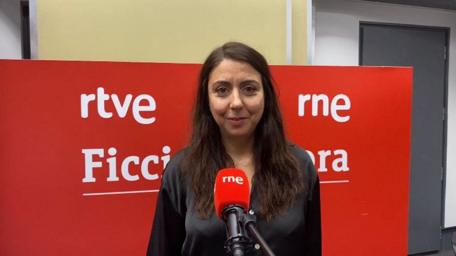 Carmen Ruiz repite en Ficción Sonora RNE.