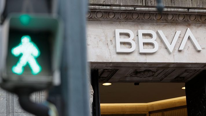 Telediario 1 - La banca española registra un nuevo récord de beneficios