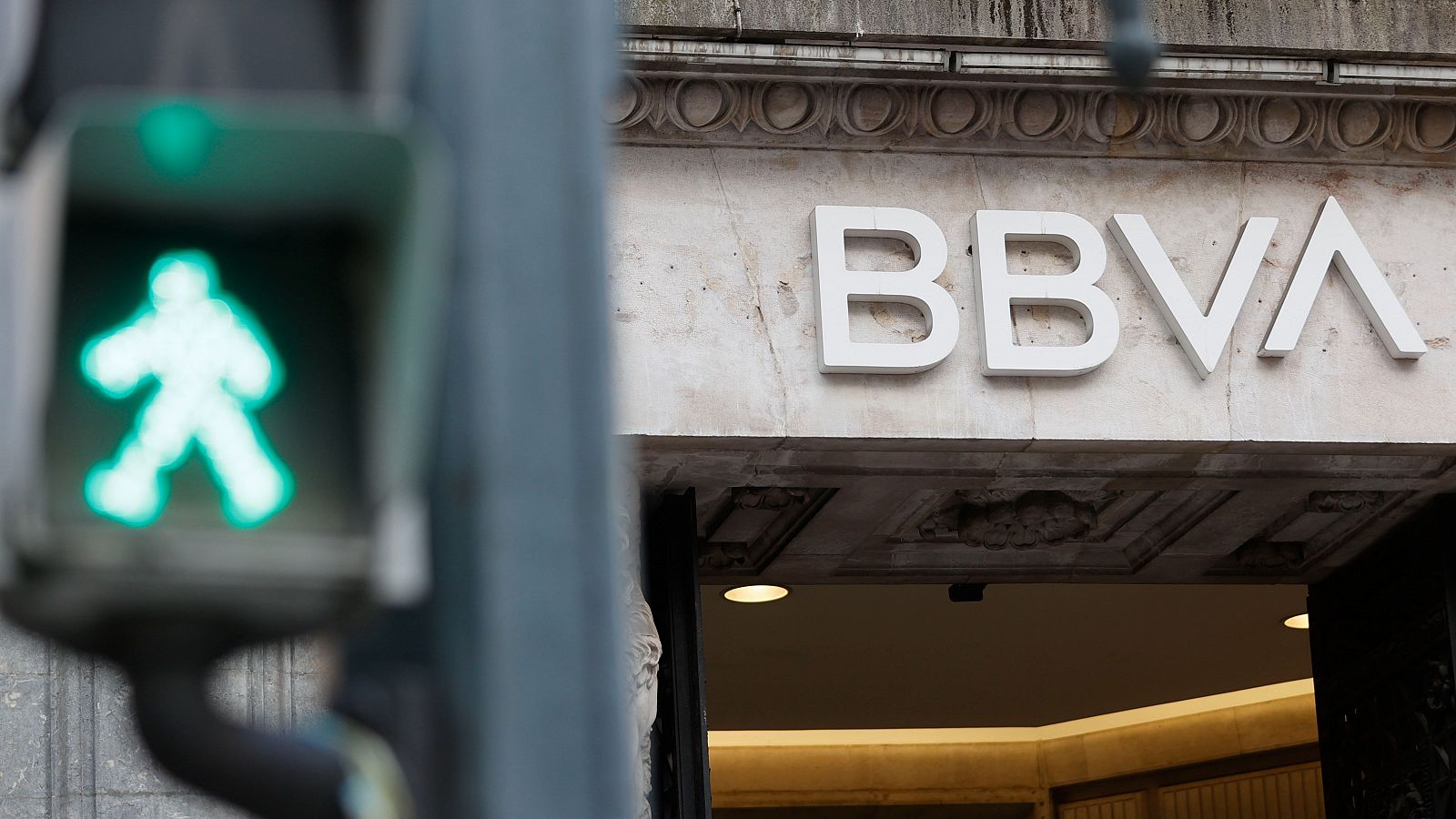 Nuevo récord de beneficios de la banca | Ver