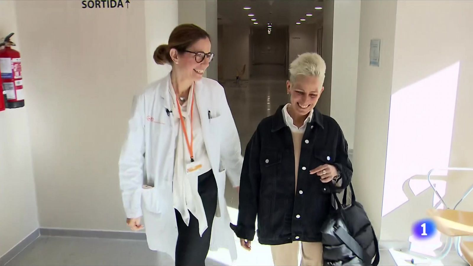 El suport emocional dels oncòlegs - L'Informatiu | Ver