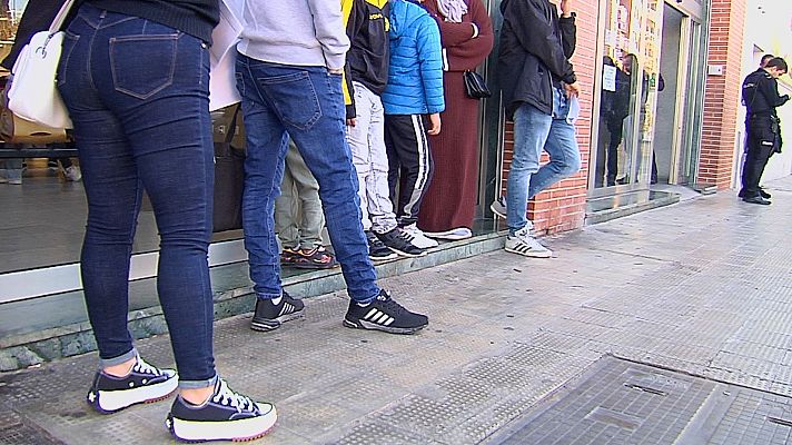 L'informatiu - Comunitat Valenciana - Abogados y gestores denuncian el colapso de las citas previas online