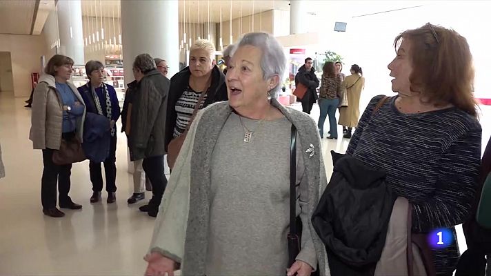 L'Informatiu - 'Art Gran', un projecte cultural que lluita contra el sentiment de solitud de la gent gran