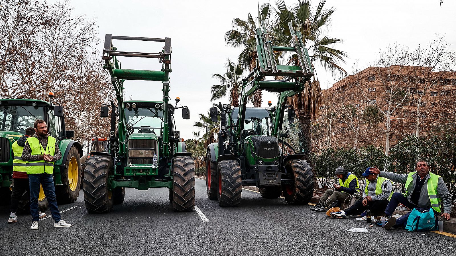 Huelga de agricultores: Protestas con tractores en toda España