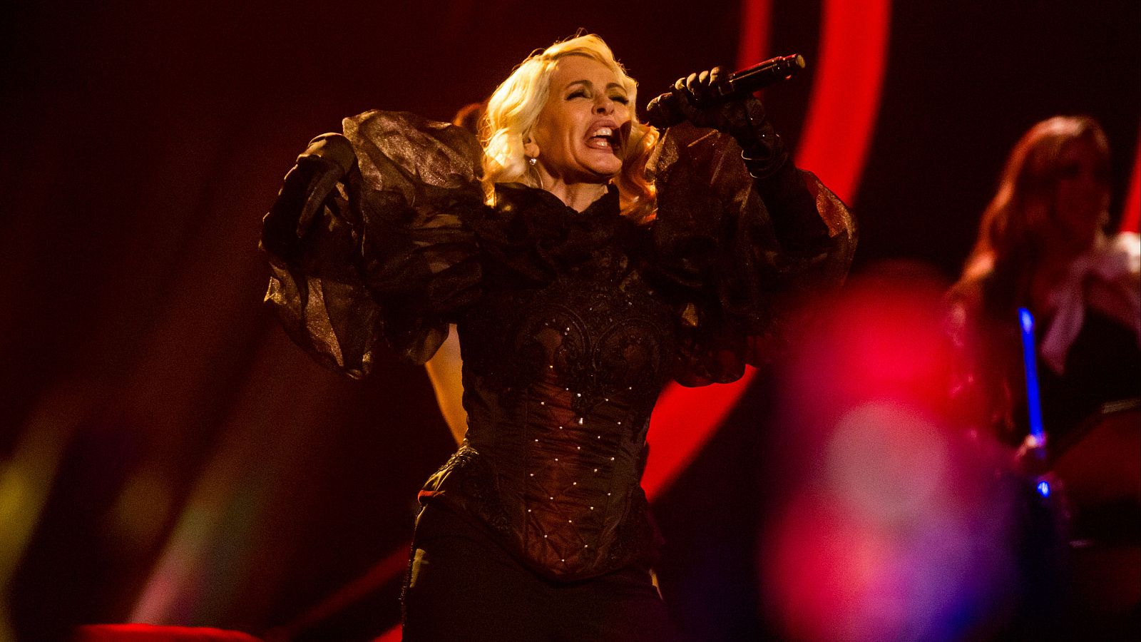 El homenaje de Nebulossa a Manuela Trasobares en la final del Benidorm Fest 2024 - Benidorm Fest | Ver