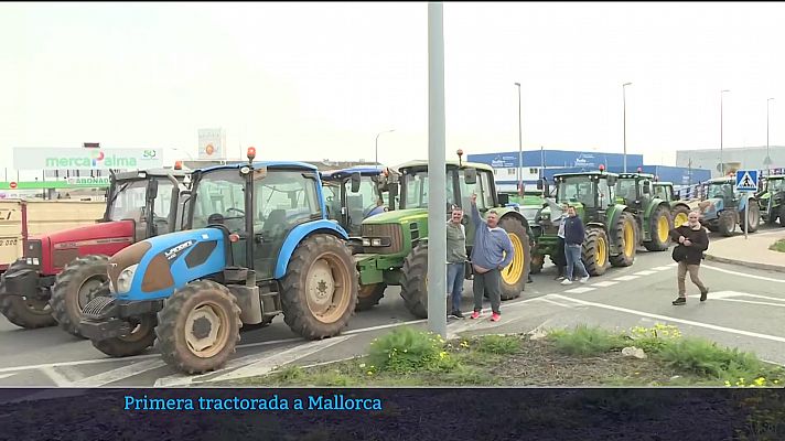 Informatiu Balear - Primera tractorada a Mallorca
