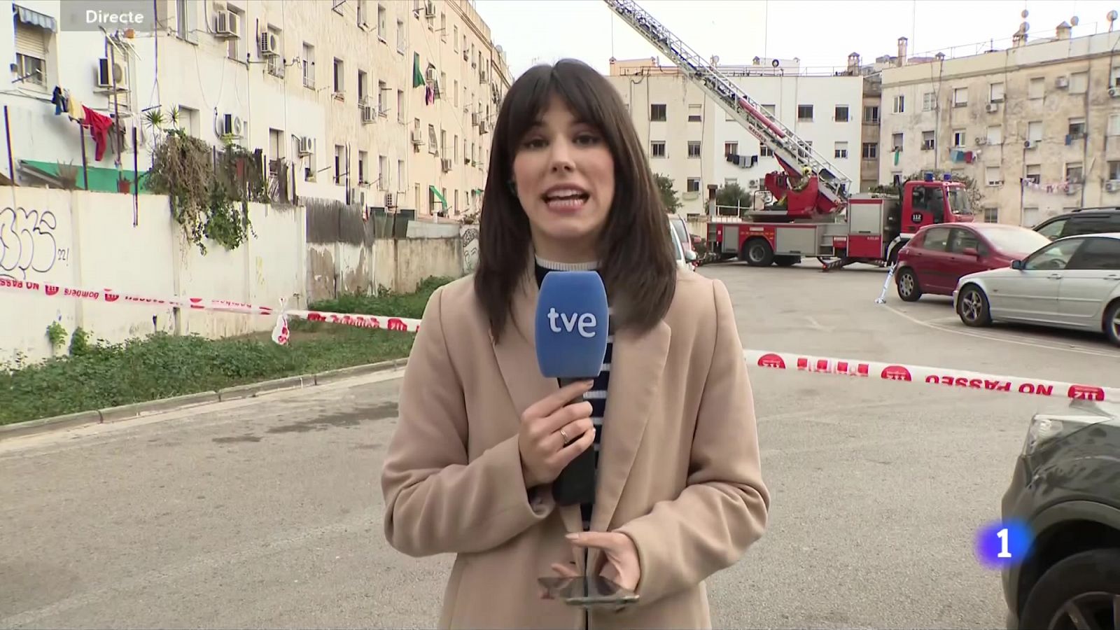 S'enfonsa un bloc de cinc pisos a Badalona - L'Informatiu | Ver