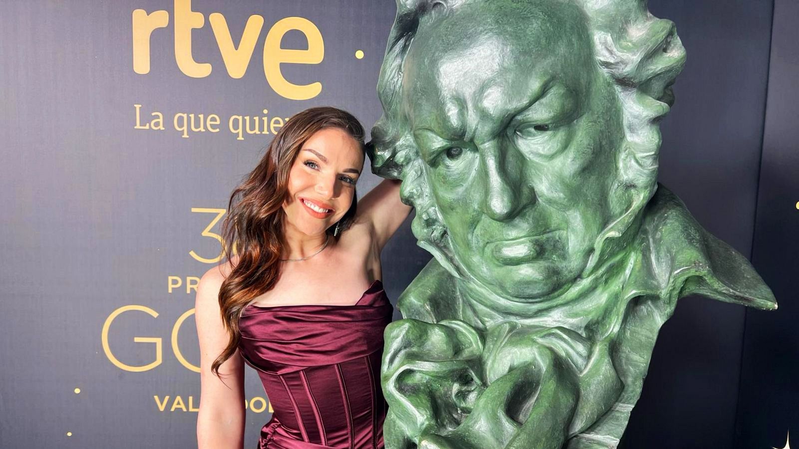 Alfombra roja de los Goya 2024 con Inés Hernand