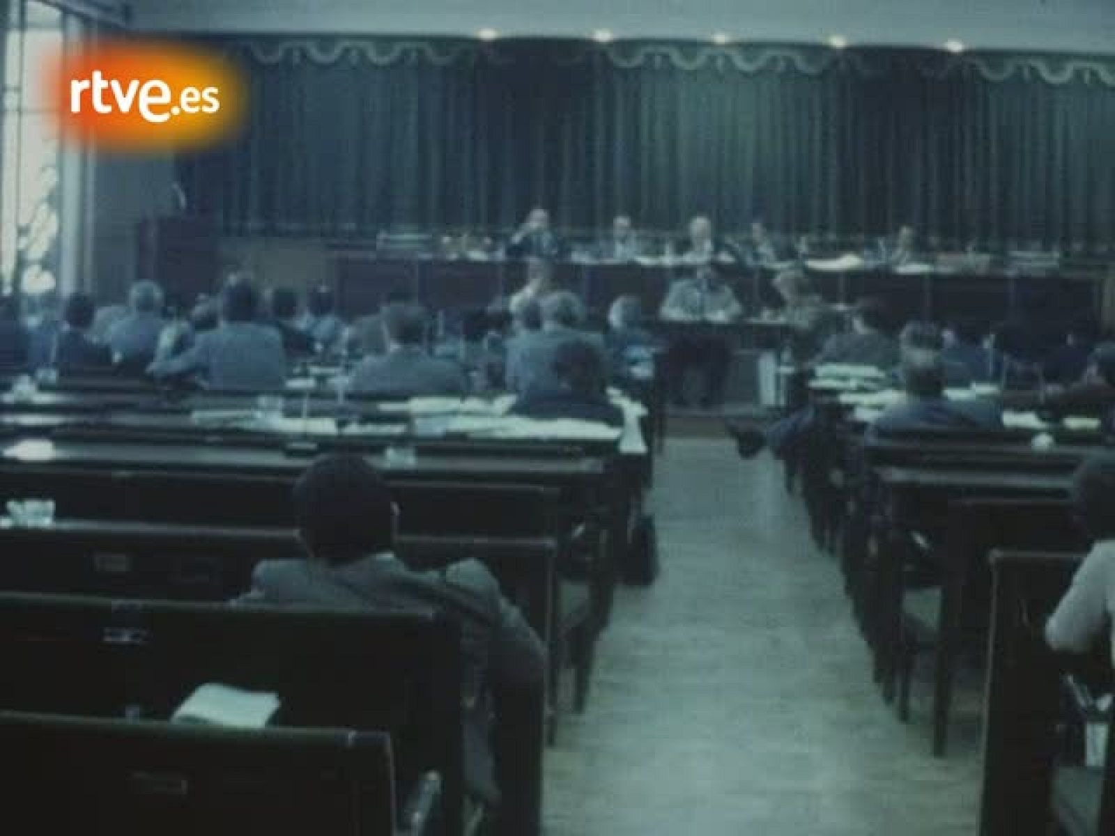 Tribuna del Parlamento - Los debates constitucionales (2) - Archivo Constitución | Ver