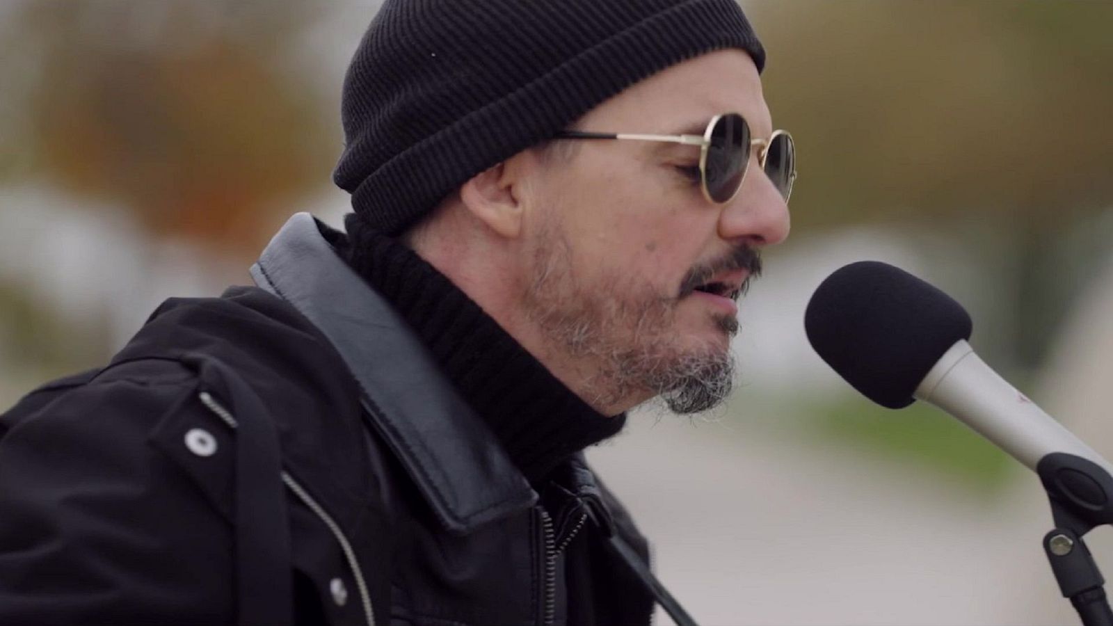 'Hasta el final' de Coque Malla - Un país para escucharlo - Un país para escucharlo | Ver