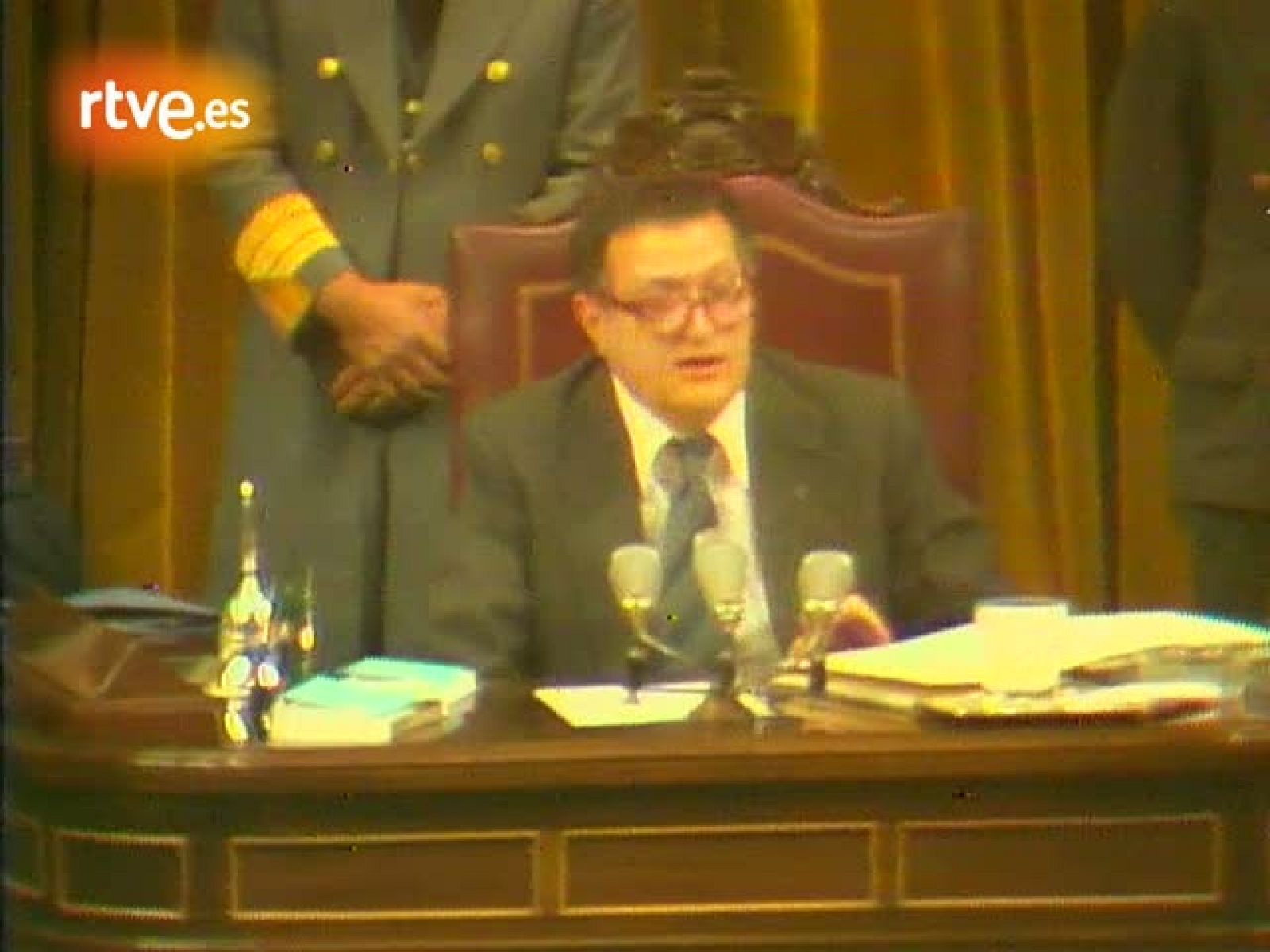 La Constitución - Parte 1 - Tribuna del Parlamento