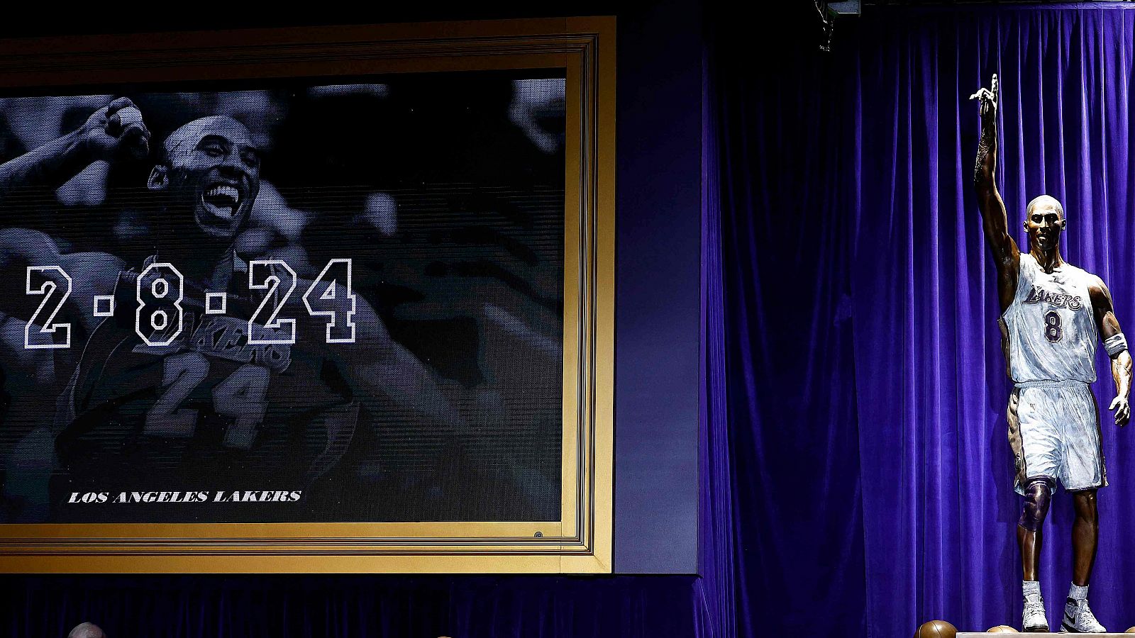 Kobe Bryant estará para siempre en el pabellón de Los Angeles Lakers