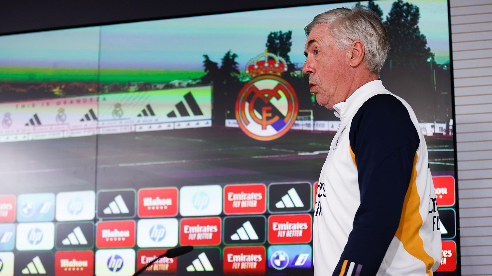 Carlo Ancelotti no se fía del equipo que "mejor lo está haciendo"