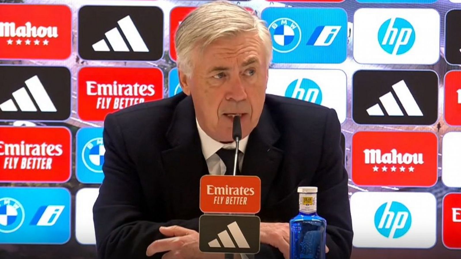 Ancelotti: “Vinícius es el mejor del mundo”