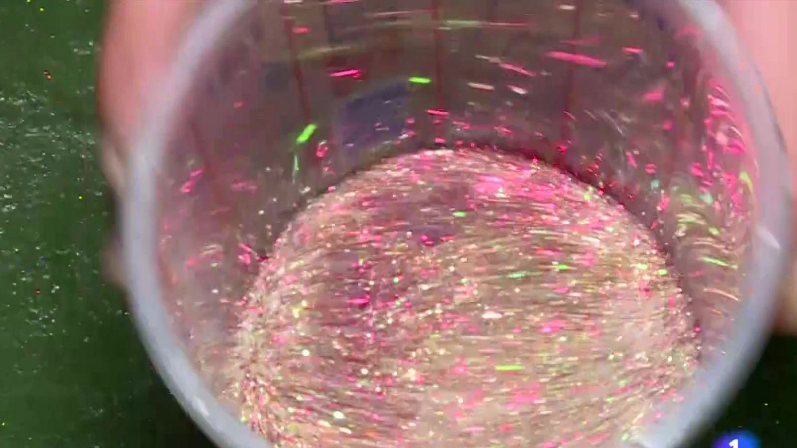 Canvis en el Carnaval: Adeu a la purpurina - L'Informatiu | Ver