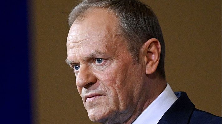 Telediario 2 - Conflicto político entre el presidente y el primer ministro polacos