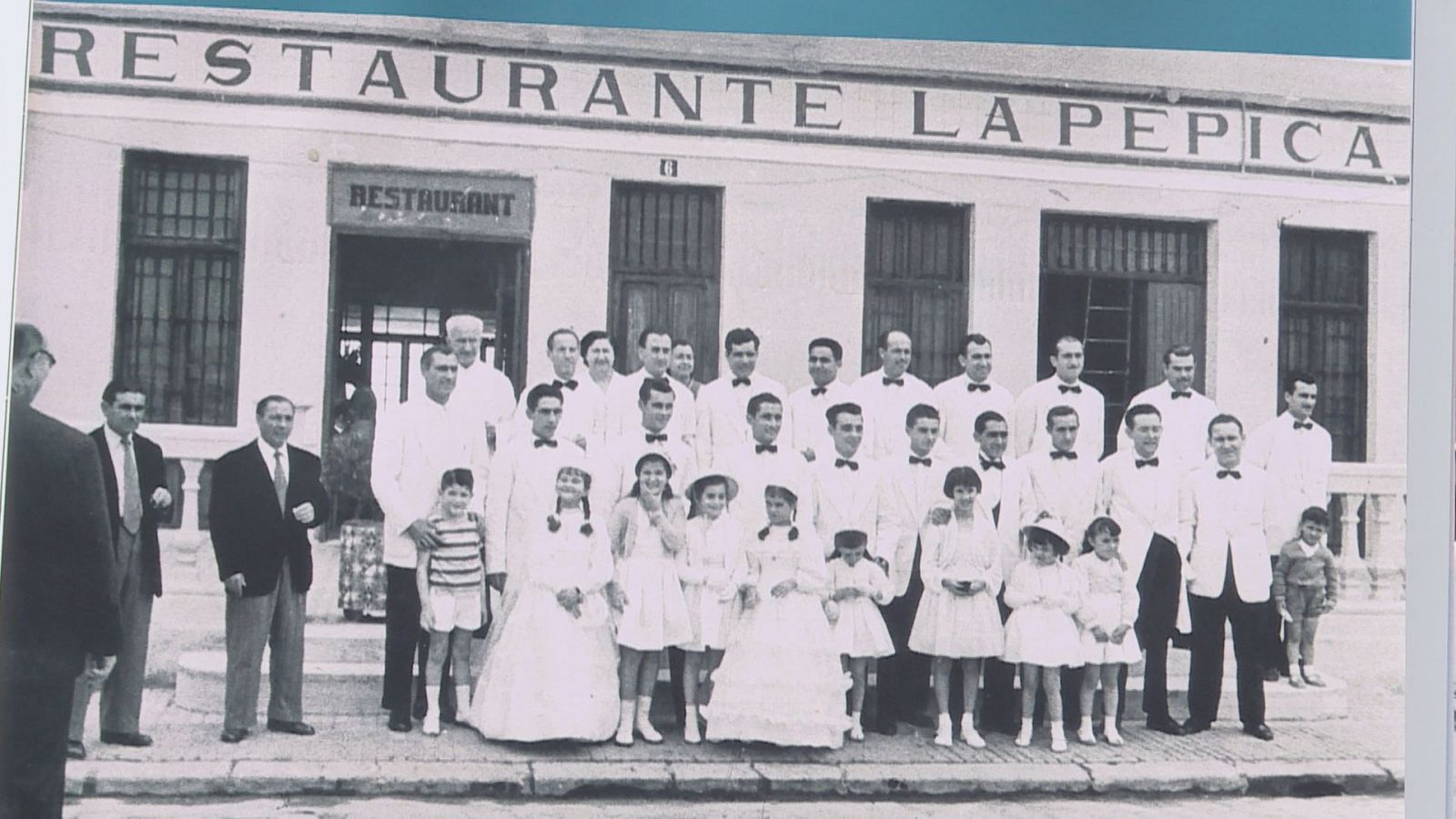 Els restaurants del Passeig Neptú de València fan 100 anys d'història