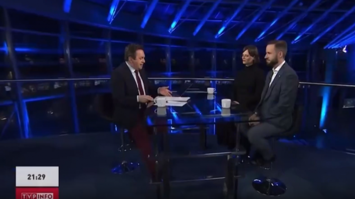 Telediario 1 - La televisión pública polaca se disculpa tras años de persecución contra miembros LGTBI