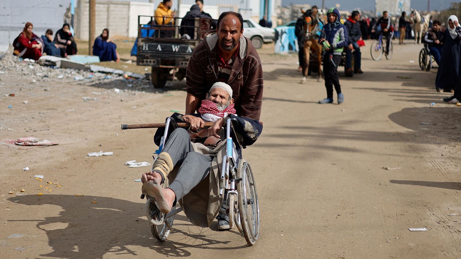 Guerra Israel-Hamás: El Ejército israelí entra en el hospital Nasser de Jan Yunis