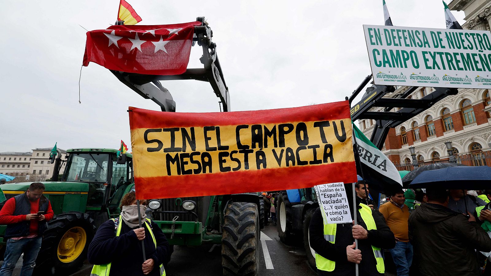 Los tractoristas llegan a Madrid para reunirse con el ministro de Agricultura