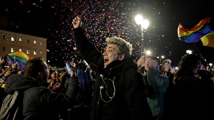 Telediario 1 - Grecia aprueba el matrimonio homosexual