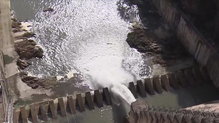 L'Informatiu - El baix nivell dels pantans obliga a reduir la quantitat diària d'aigua que es transvasa