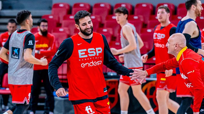 Telediario 2 - La selección se concentra en Zaragoza con Ricky Rubio