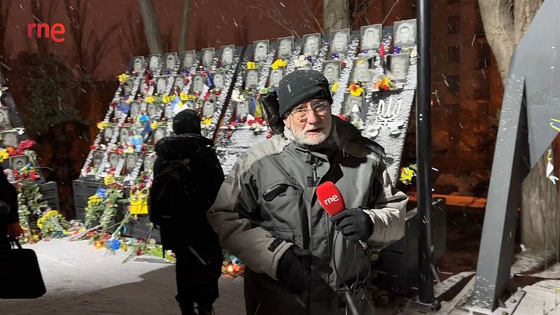 Homenaje al "centenar de los celestiales héroes" del Maidán